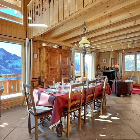Les Neisieux Ferienhaus